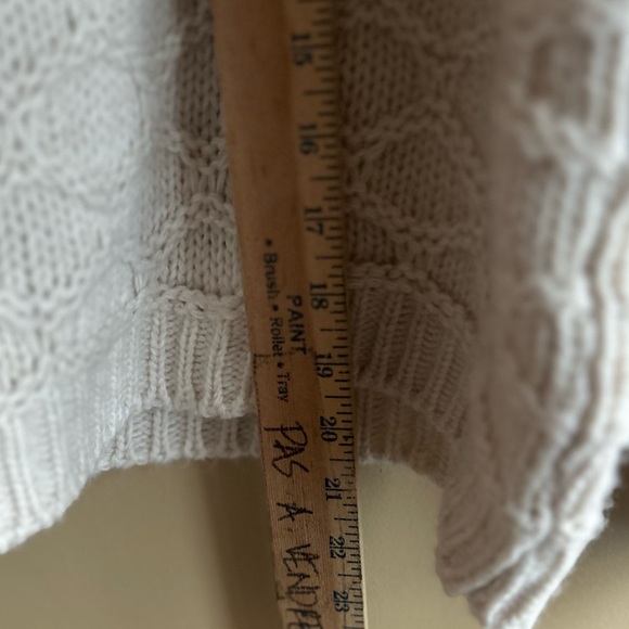 Pistache sweater - Picture 9 of 14